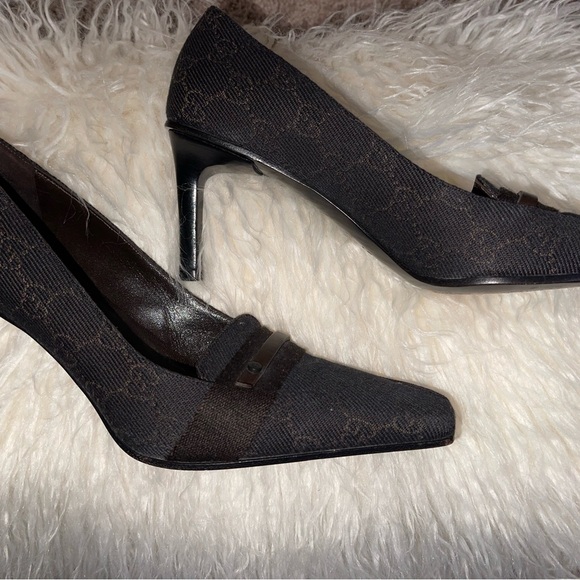 Authentic Brown Fabric Gucci Slip on Shoe - Picture 2 of 7